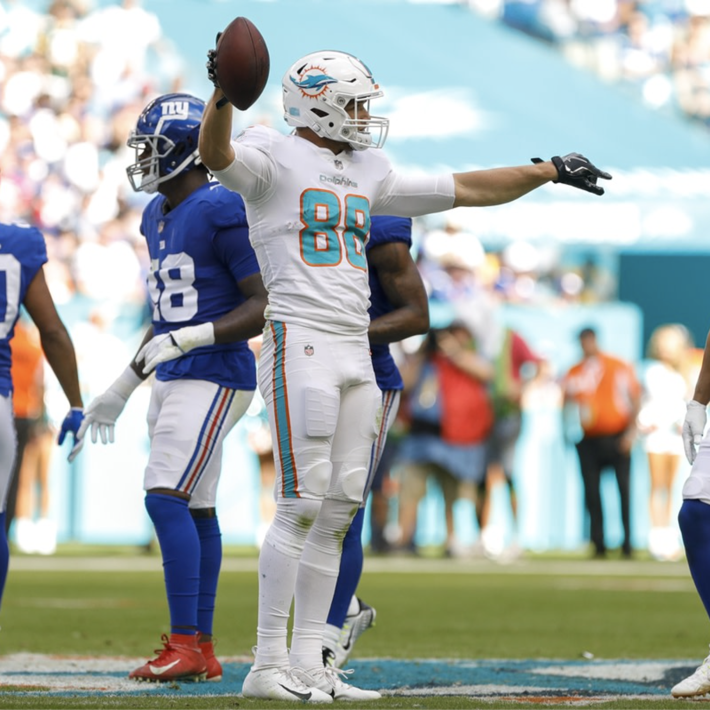 Mike Gesicki Mike Gesicki